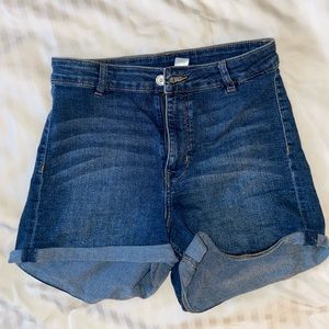 H&M High-waisted Jean Shorts